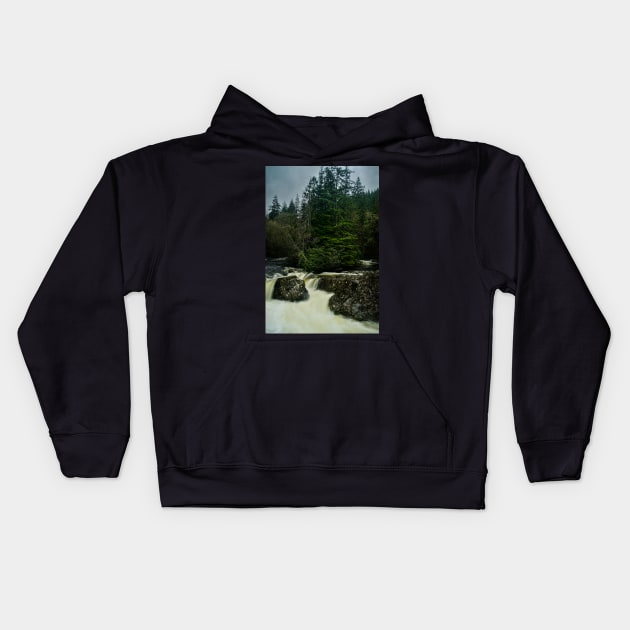 CONWY RIVER IN FULL SPATE Kids Hoodie by dumbodancer
